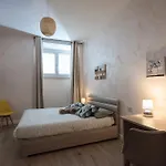 2passi Dal Colosseo *