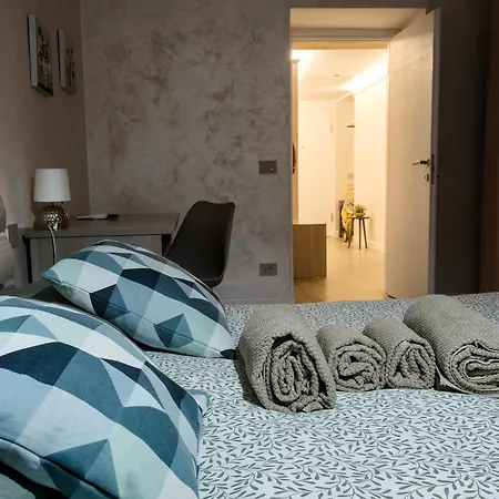 2passi Dal Colosseo Appartement *