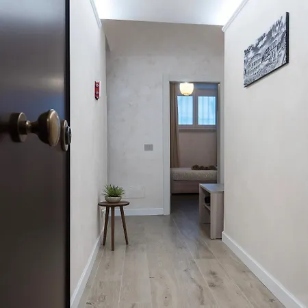 2passi Dal Colosseo Ρώμη